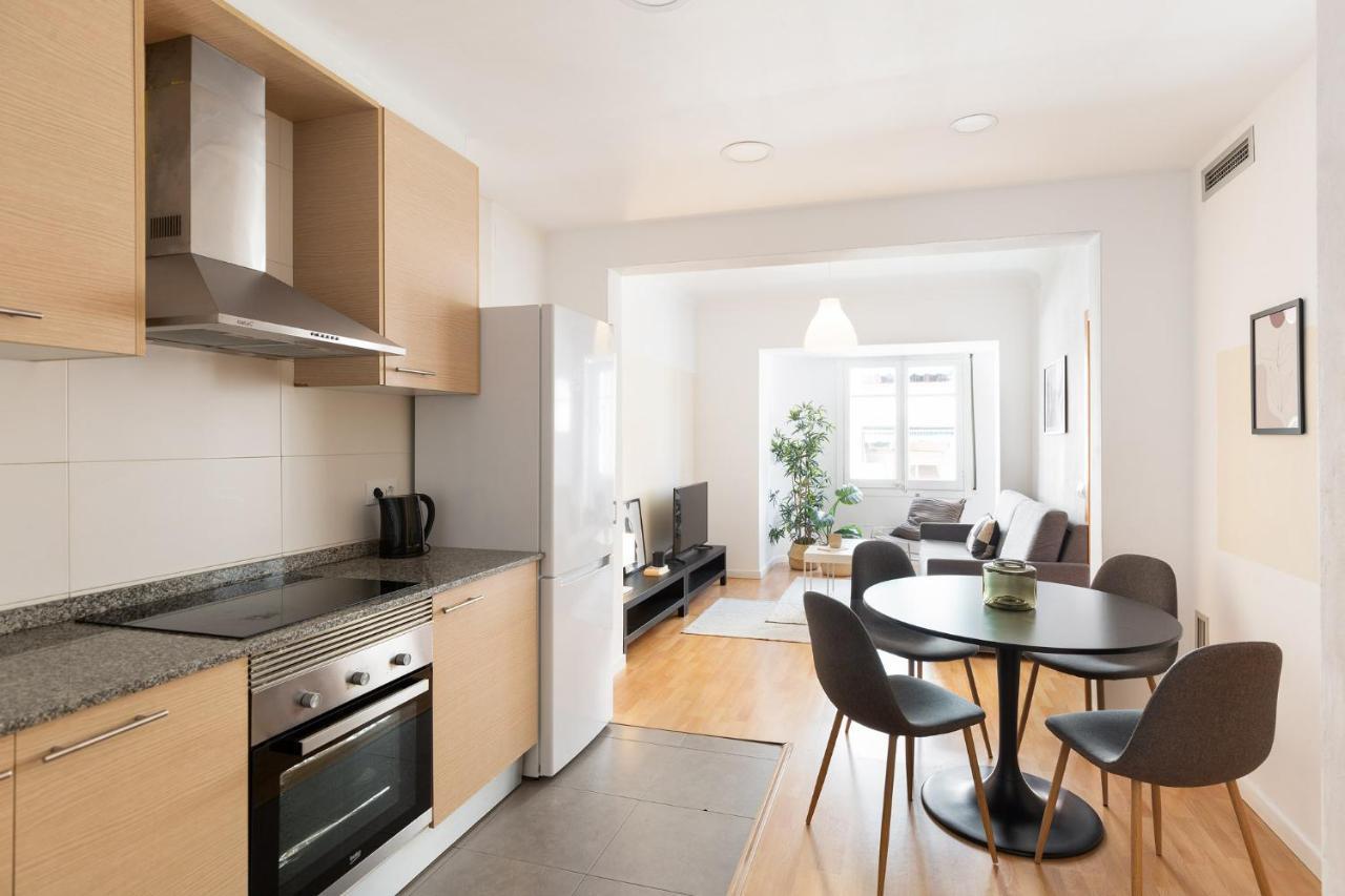 Santiago Apartments By Olala Homes L'Hospitalet de Llobregat Bagian luar foto